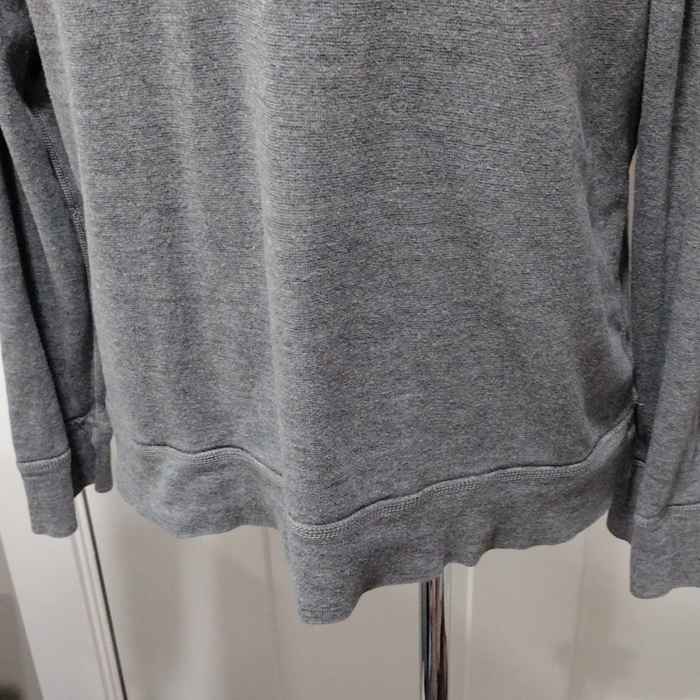 J. Crew mens grey cotton jersey. XL. Mint condition